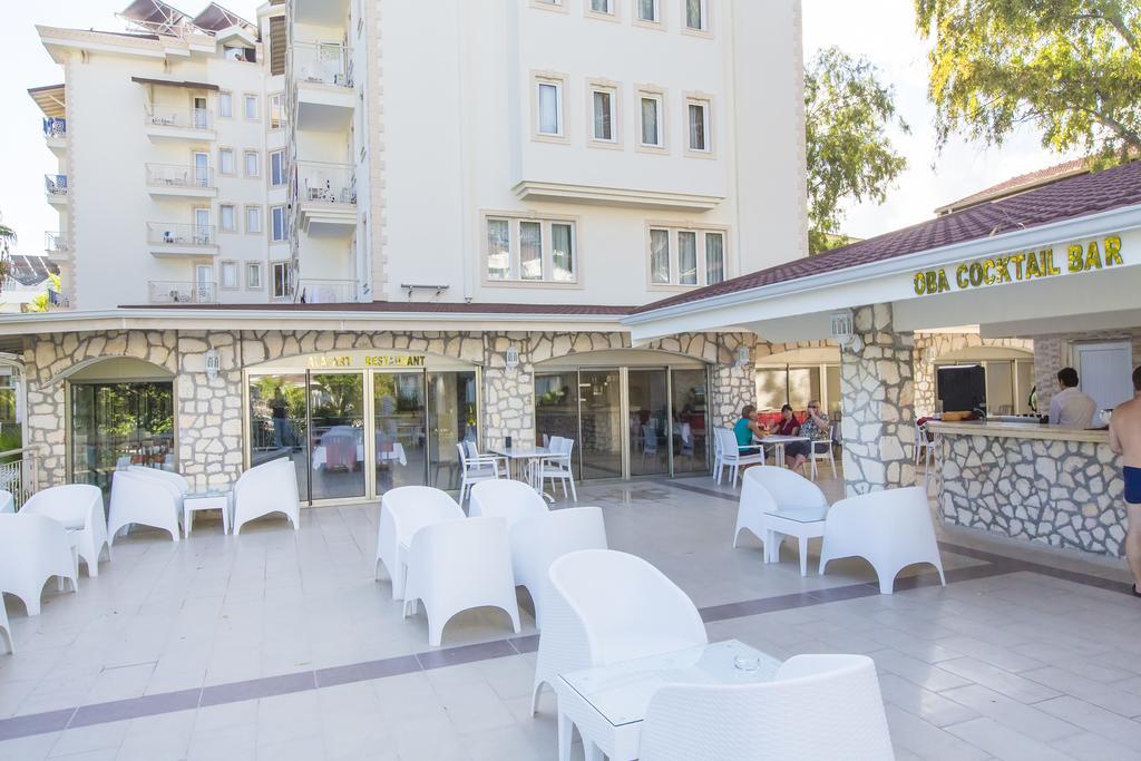 Golden Sunset Hotel&Spa Kemer Zewnętrze zdjęcie The pool bar at the hotel
